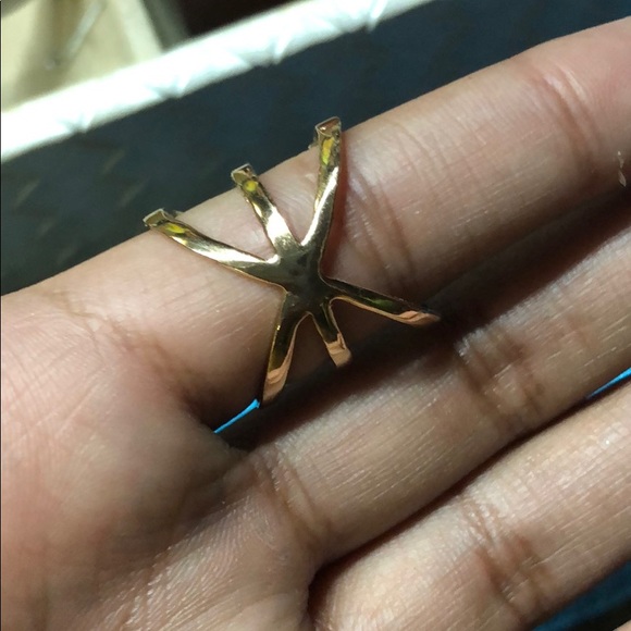 Gold ring - Picture 3 of 3